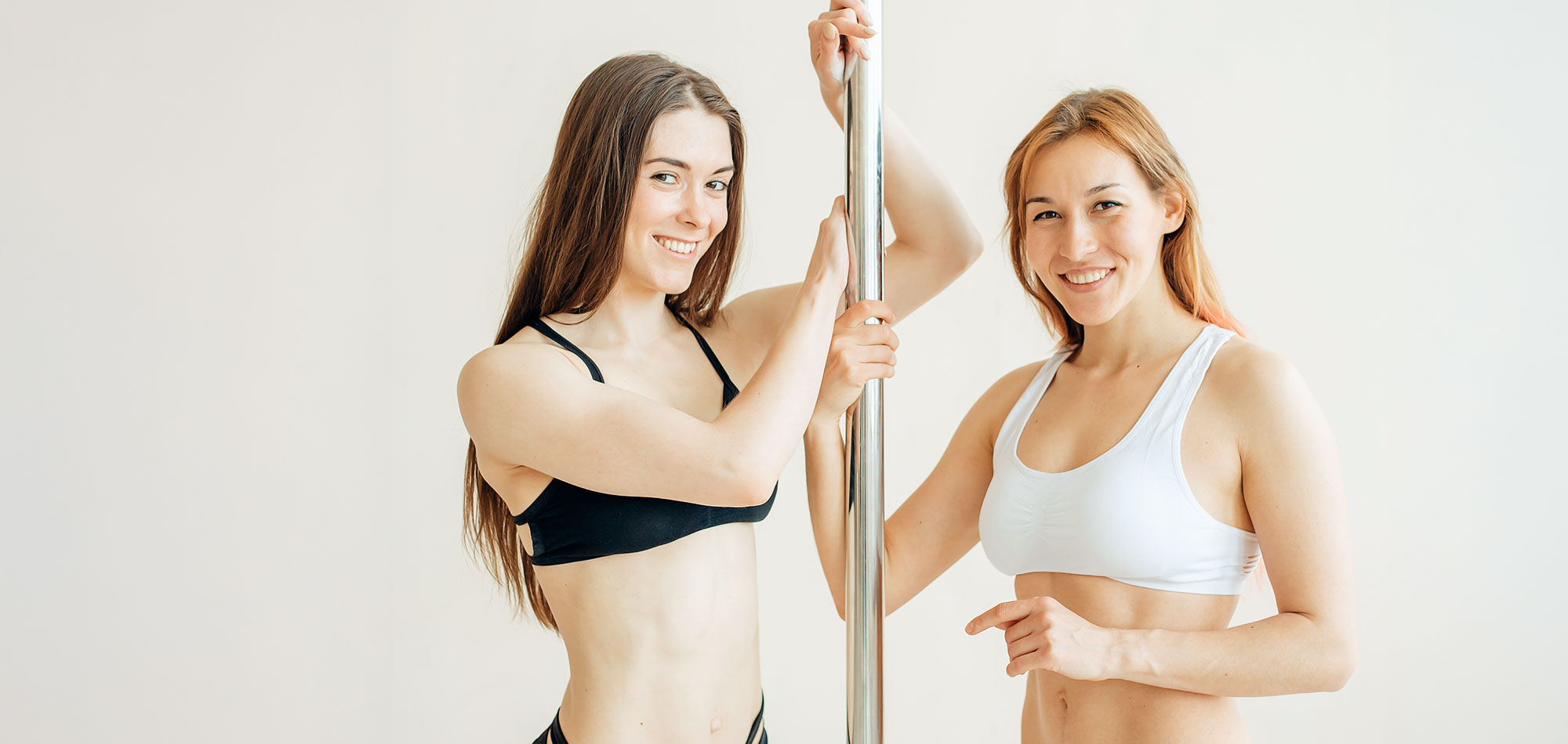 JGA Pole Dance Kurs in Stuttgart / Hen party pole dance class in Stuttgart